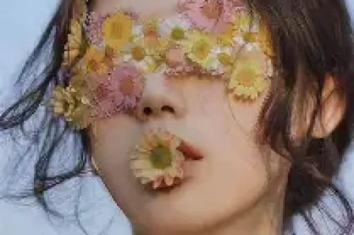娱乐圈四大劲爆新闻：关晓彤海边热吻、黄晓明独处3小时、黄子韬海外生子赵丽颖错失大奖引热议